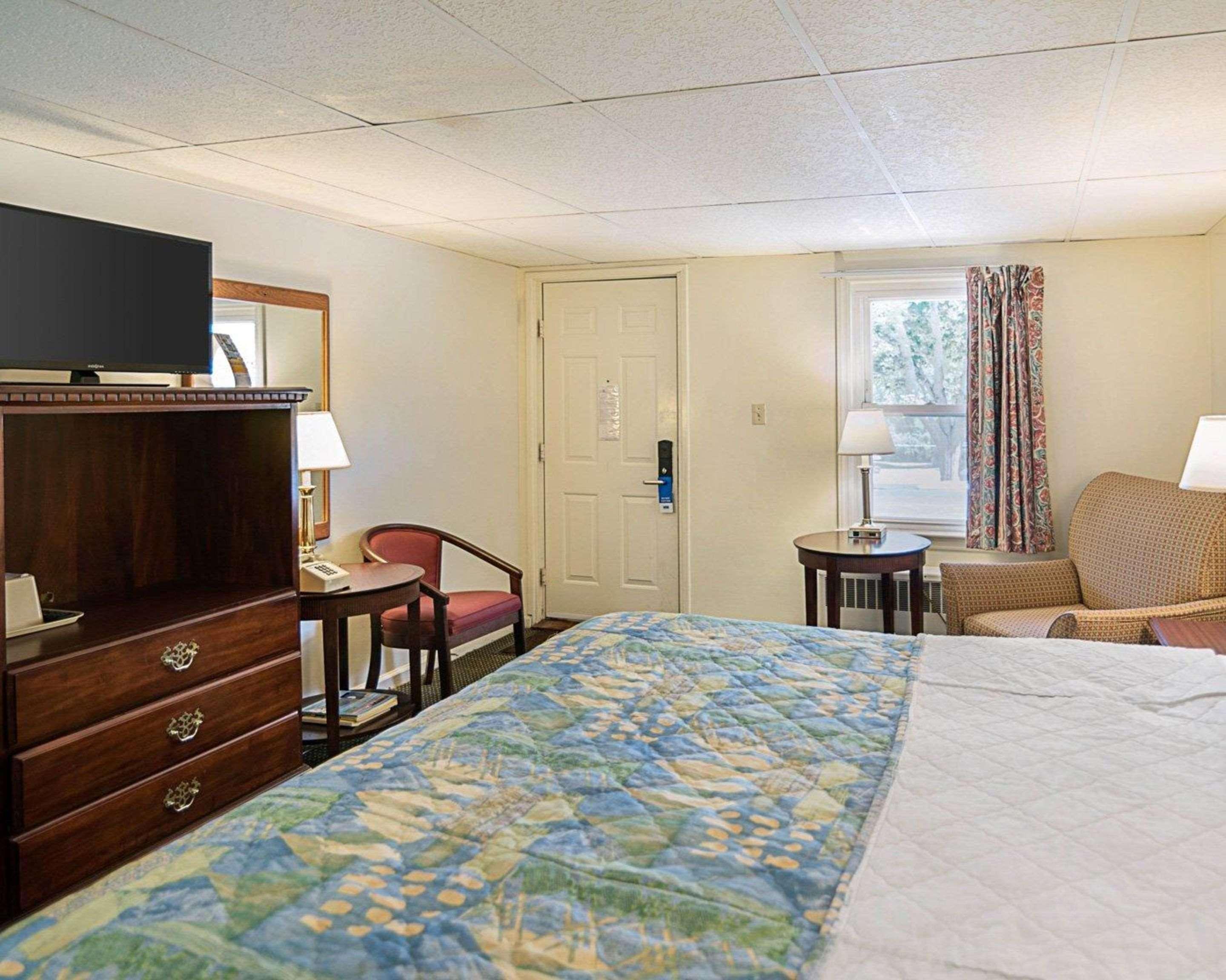 Rodeway Inn Westminster Eksteriør bilde