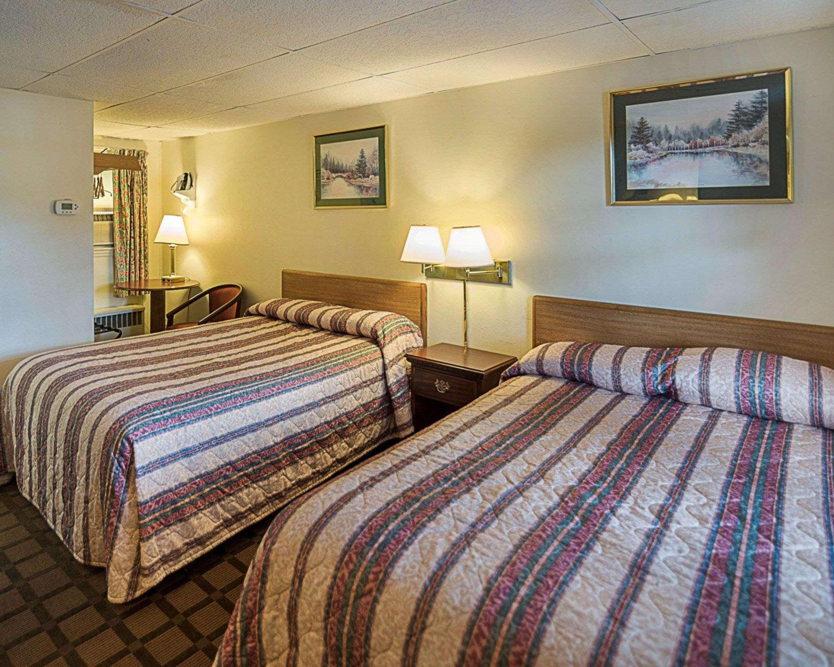Rodeway Inn Westminster Eksteriør bilde