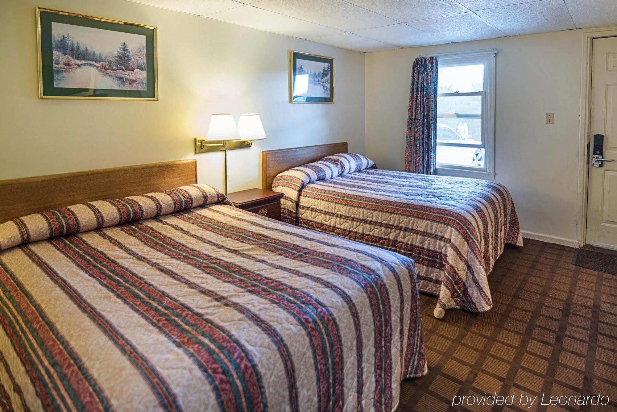Rodeway Inn Westminster Eksteriør bilde