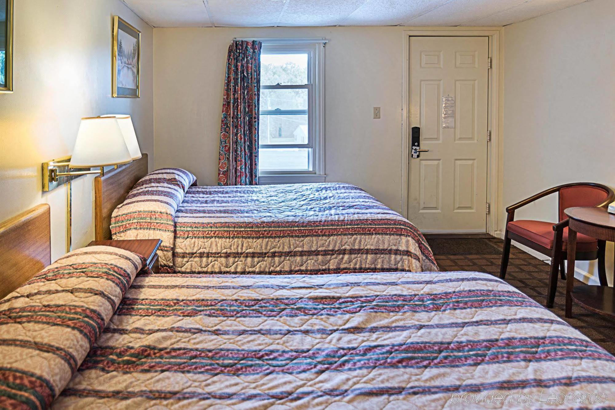 Rodeway Inn Westminster Eksteriør bilde